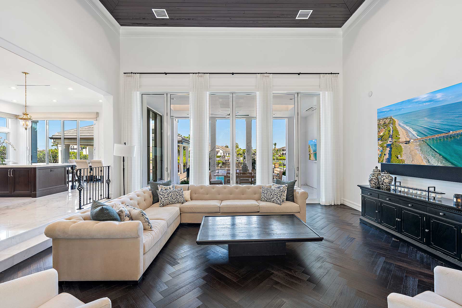 Living Room - 386 Eagle Drive